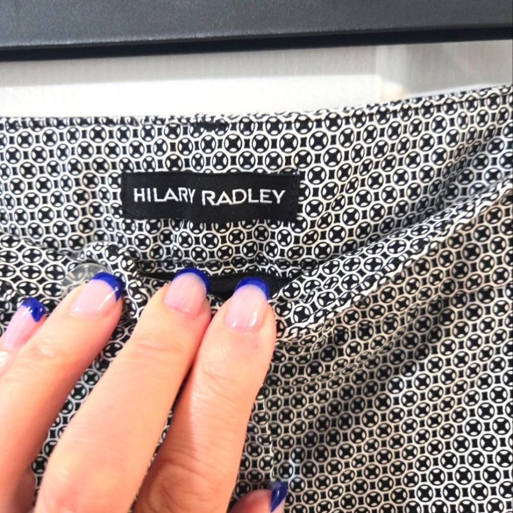 Stylish Patterned Pants - Picture 3 of 4